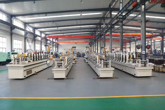 Machine en acier de moulin de tube de profil pour le tuyau de place de transport de gaz