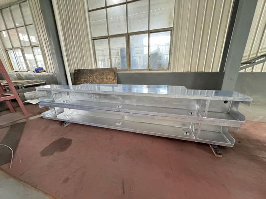 Machine de formage de tubes en alliage bas de 20 × 20 mm ≈ 150 × 150 mm pour la production de tubes carrés jusqu'à 100 m/min